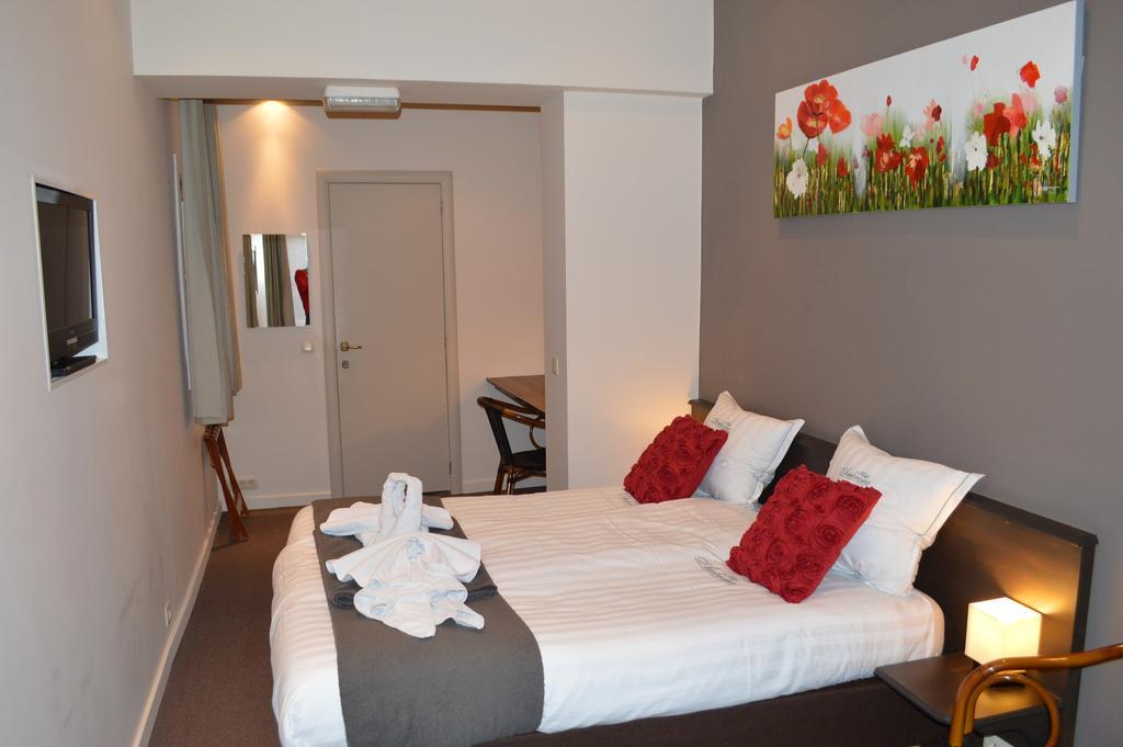 Hotel Ambrosia Ypres Oda fotoğraf
