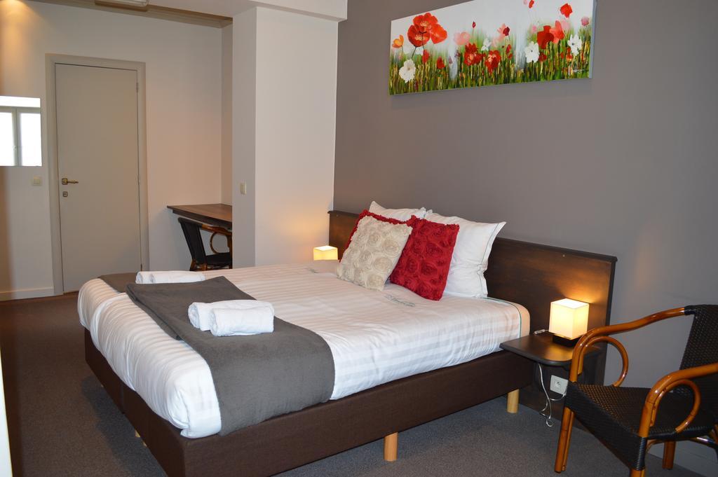 Hotel Ambrosia Ypres Oda fotoğraf
