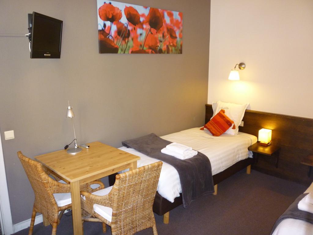 Hotel Ambrosia Ypres Oda fotoğraf